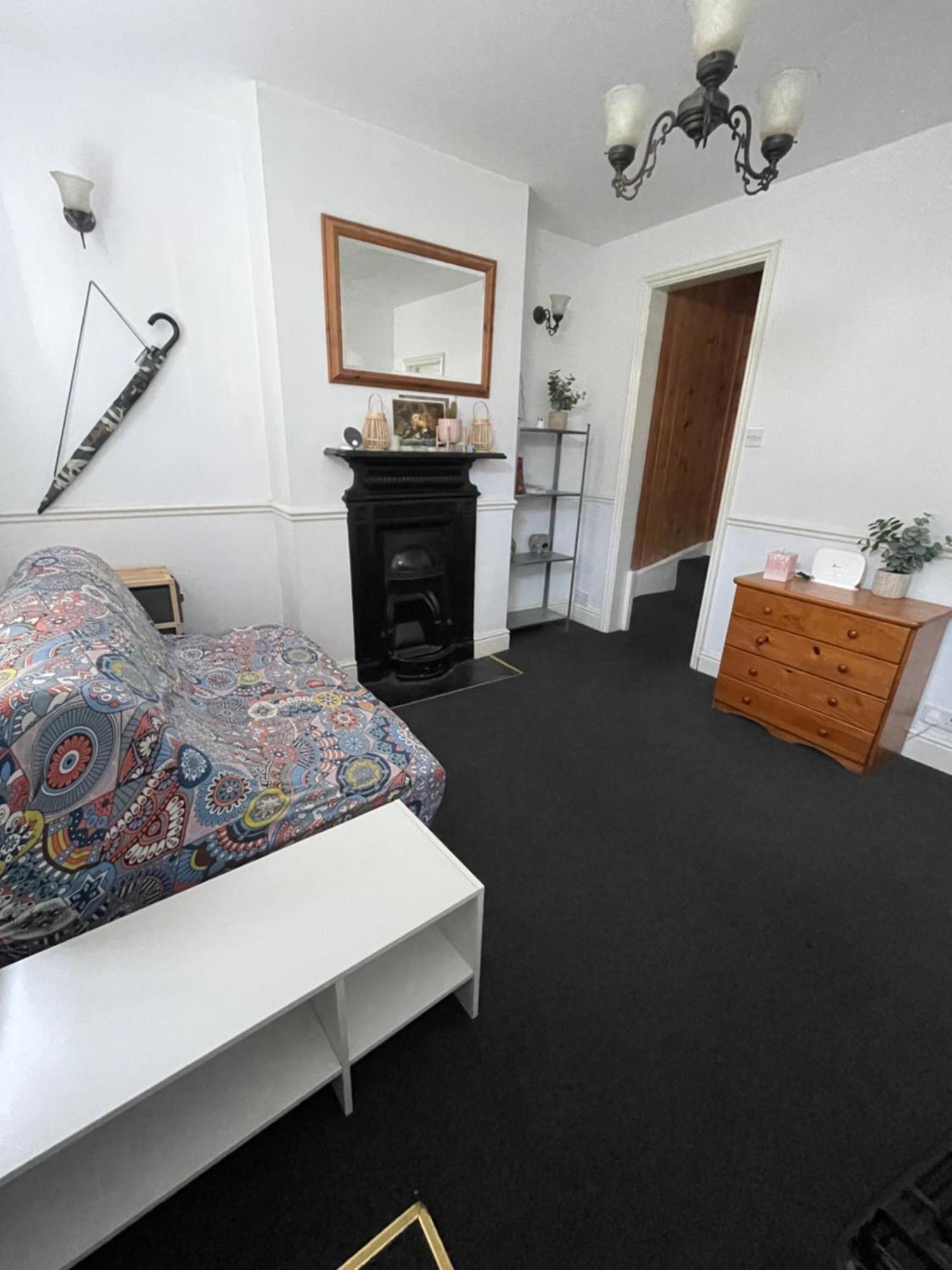 Cozy 3 Bedrooms Home Off Mill Road Sleep Cambridge  Bagian luar foto